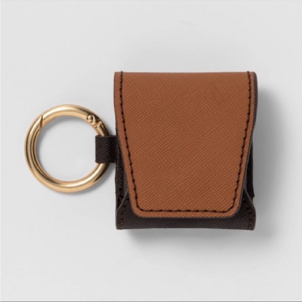 NWT HayDay leather‎ earbud case cover